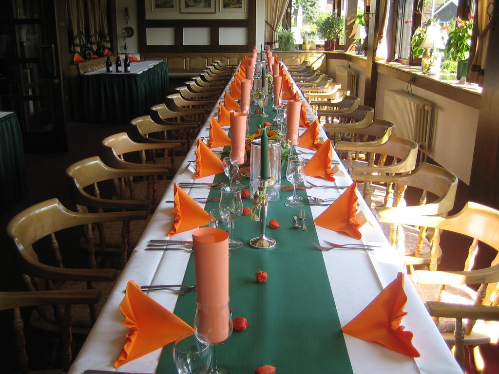 Landhotel Weinhaus Treis Weinähr Екстериор снимка